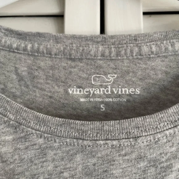 Vineyard Vines | Happy New Year Whale Long-Sleeve Pocket Tee - Picture 3 of 6